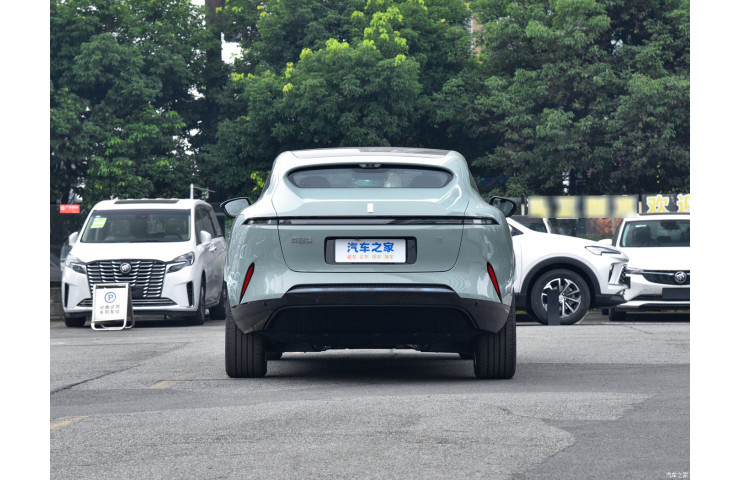 AVATR 11 ULTRA 760 KM 4 WD