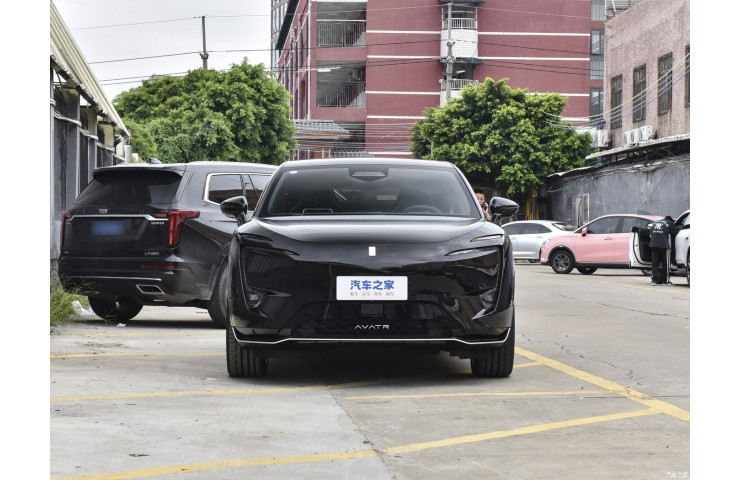 AVATR 11 116 kWh 4WD LUXURY EDITION