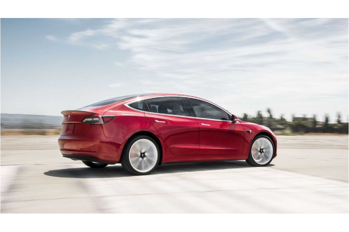 TESLA MODEL 3 Performance