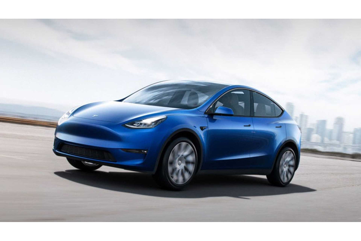 TESLA MODEL Y Long Range RWD