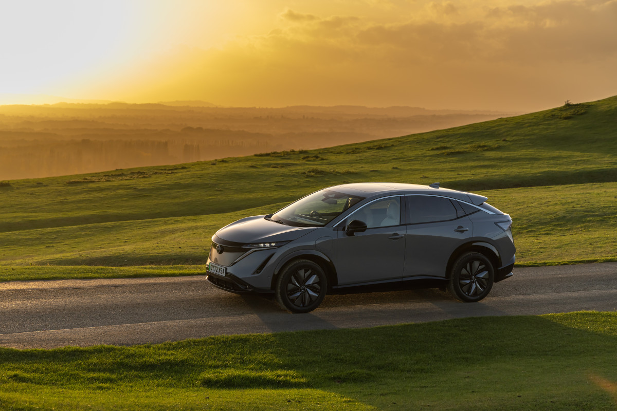 Nissan Ariya 4WD Top