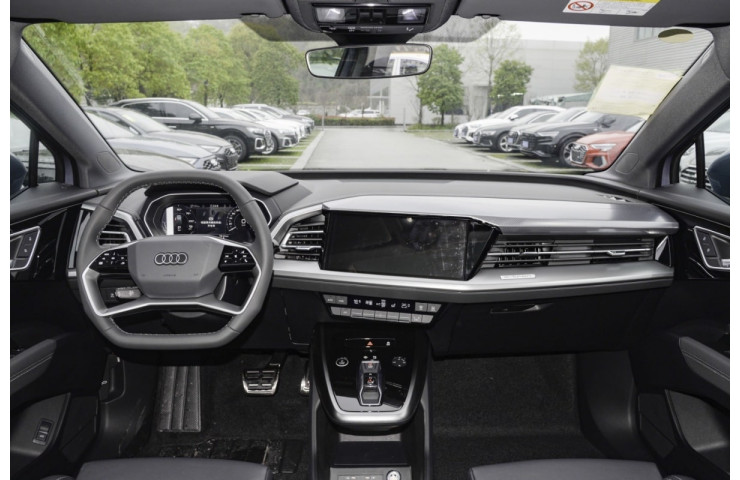 AUDI Q4 E-TRON 40 2WD BASE