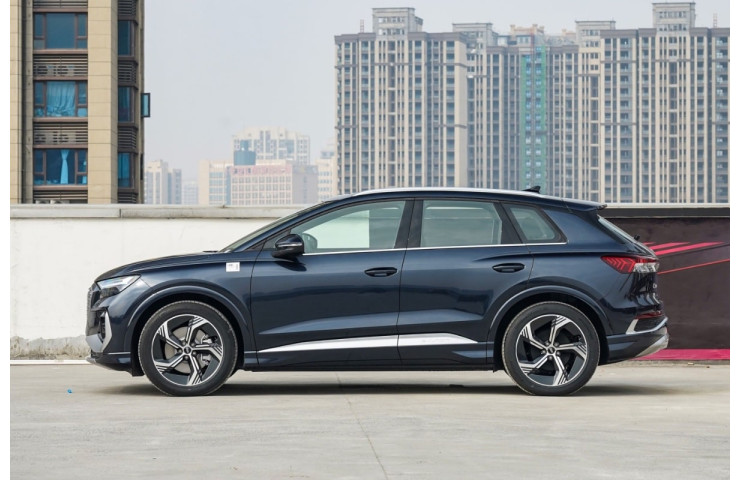AUDI Q4 E-TRON 50 4WD BASE