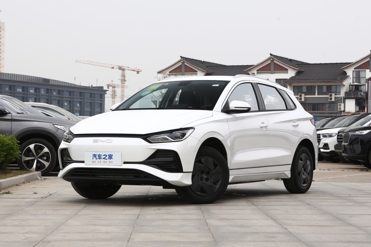 BYD 2023 e2 BASE 43.2 kWh 