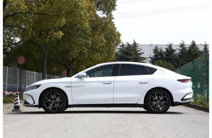 BYD HAN FLAGSHIP 4WD 610KM 85 KWT