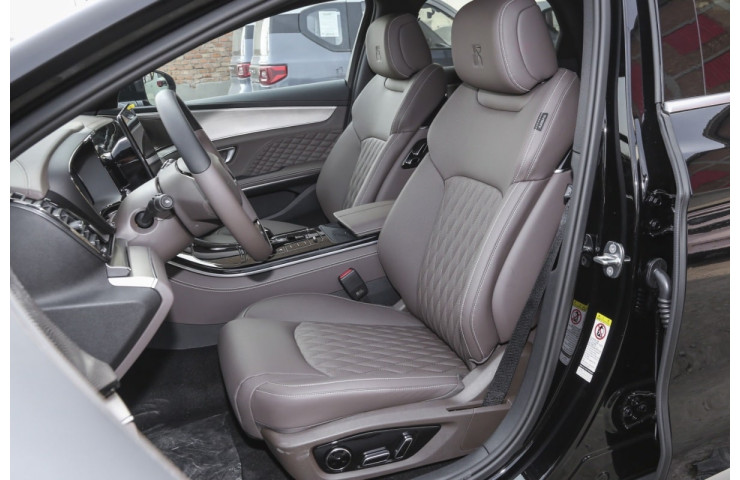 BYD HAN PRESTIGE 2WD 605 KM 72 KWT