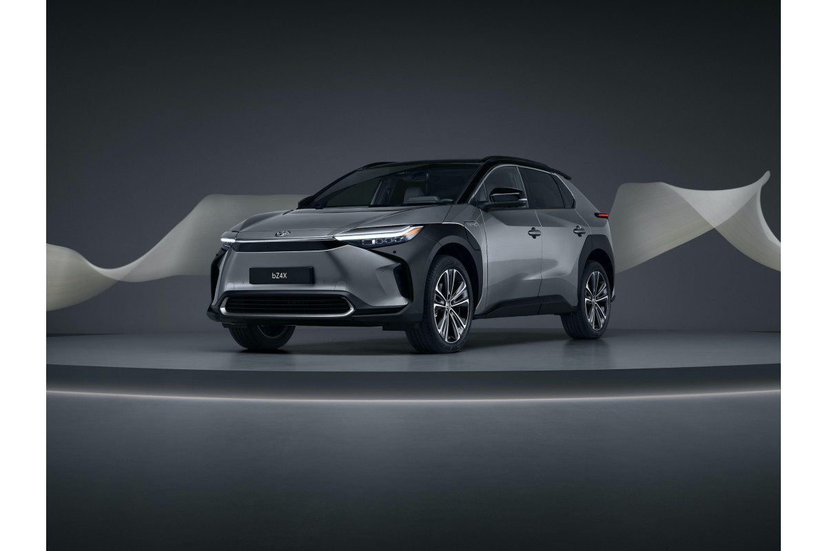 TOYOTA BZ4X TOP 66,7 kWh 4WD 