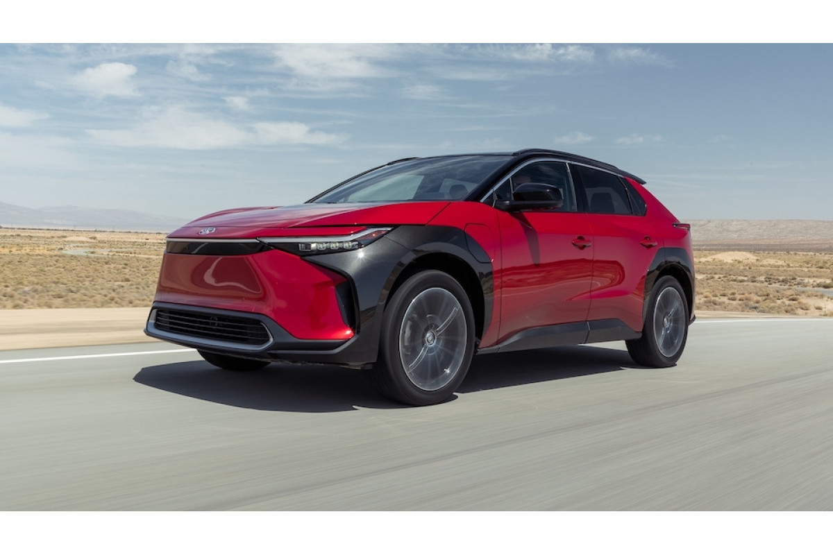 TOYOTA BZ4X TOP 66,7 kWh 2WD 