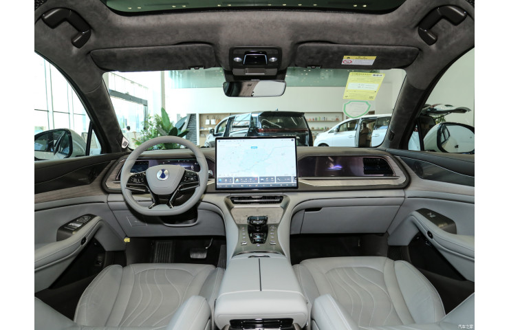 DENZA N7 630 km 91.3 kWh TOP 4WD