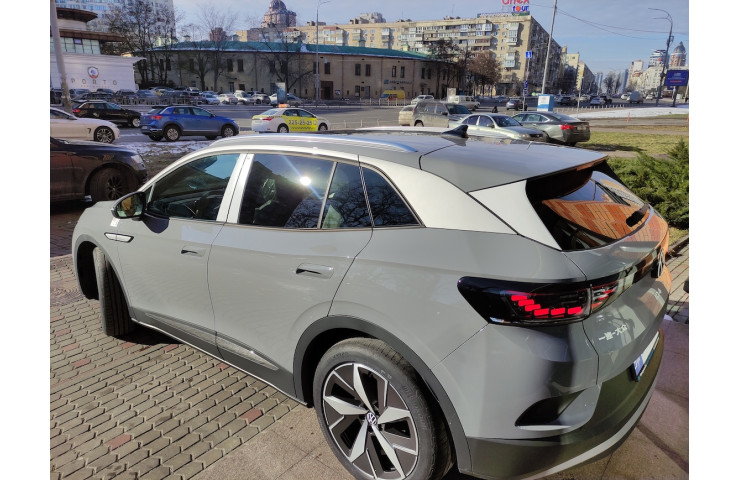 VOLKSWAGEN ID4 CROZZ PURE+
