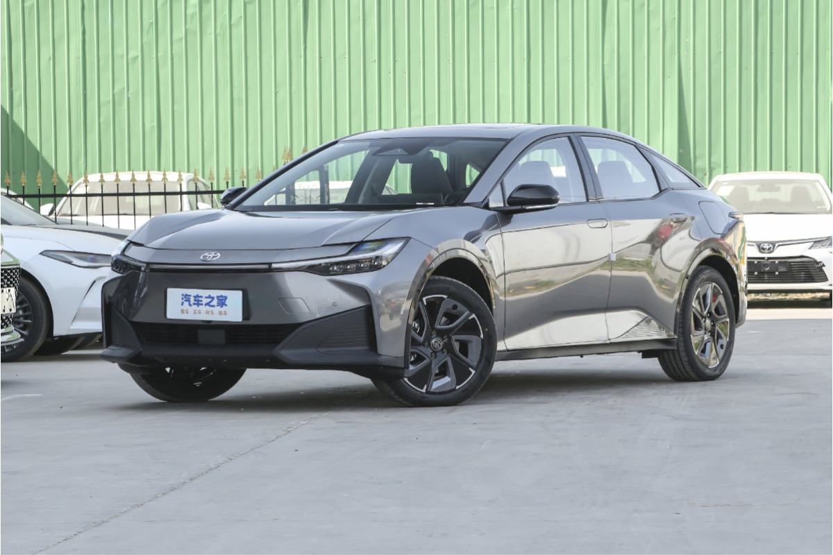 TOYOTA BZ3 Elite PRO 49,9 kWh 