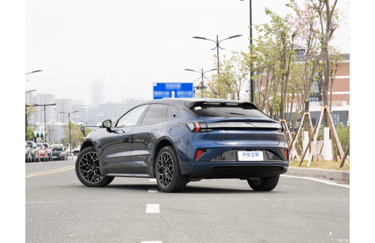 ZEEKR OO1 ME AWD 100KWT