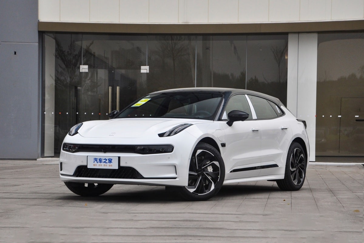 ZEEKR OO1 WE 95 kWt RWD