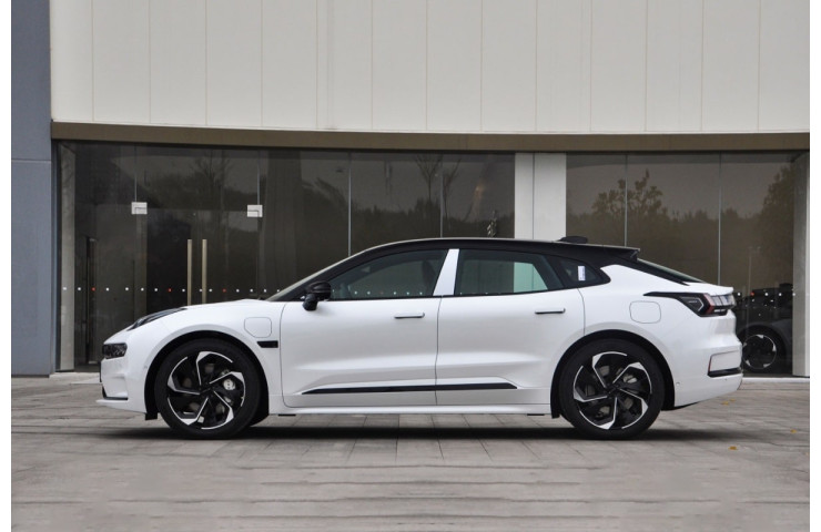 ZEEKR OO1 WE 95 kWt RWD