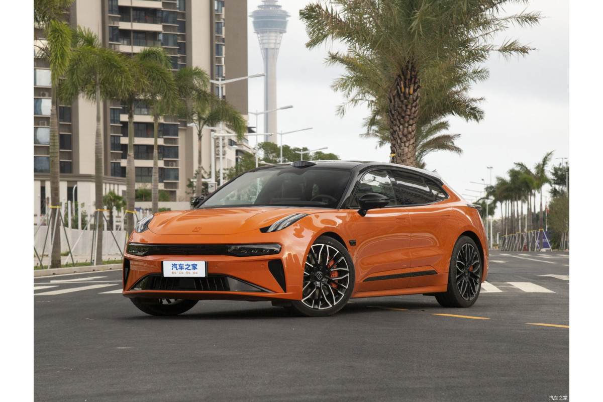 ZEEKR OO1 YOU 100 kWt 4WD Z-SPORT 