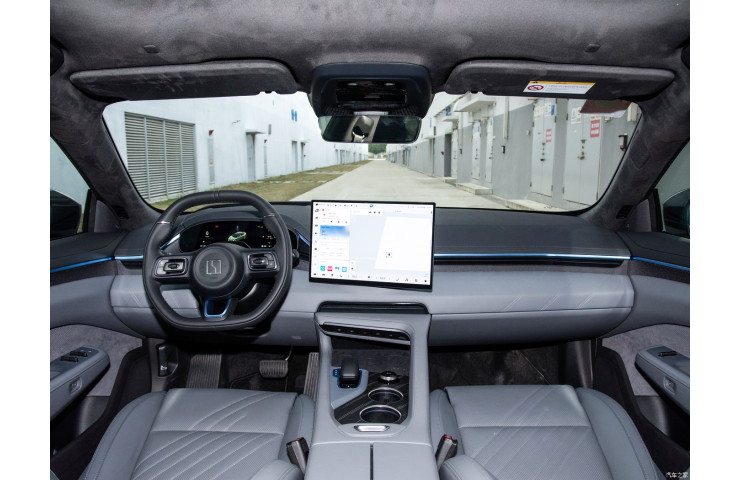 ZEEKR OO1 YOU AWD 100KWT