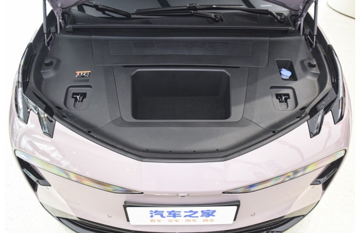 ZEEKR X  4 seat RWD