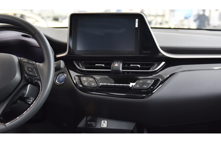 TOYOTA C-HR EV Base Version