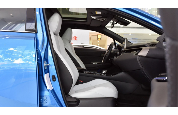 TOYOTA C-HR EV Base Version