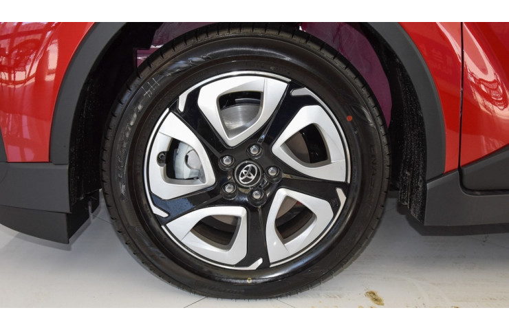 TOYOTA C-HR EV Base Version