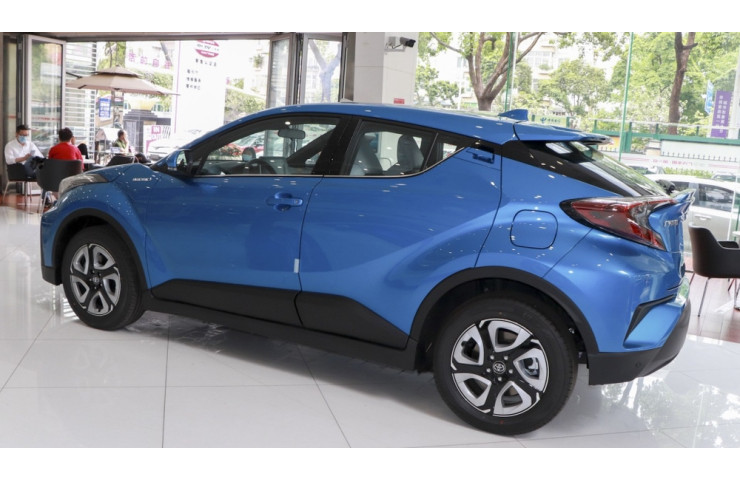 TOYOTA C-HR EV Base Version