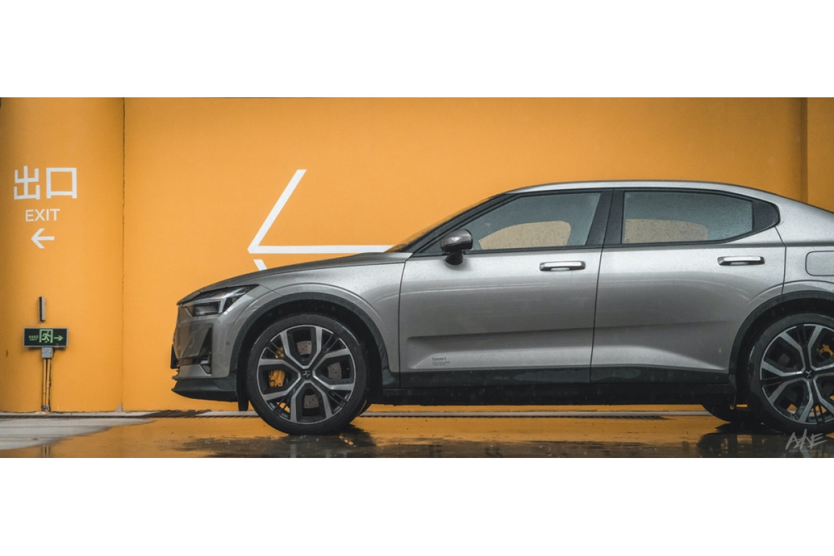 Polestar 2 Launch Edition 
