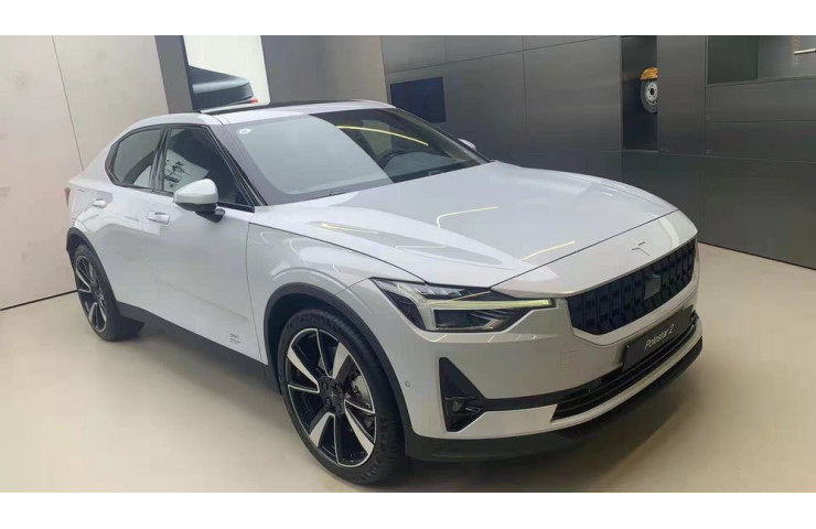 Polestar 2 Launch Edition Perfomance 