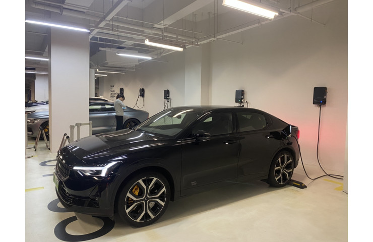 Polestar 2 Launch Edition Perfomance 